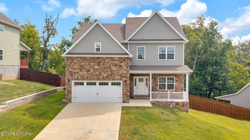 7724 Willow Branch Ln, Knoxville, TN, 37931-4182 | Card Image