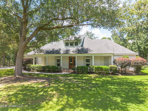 7381 Woodland Dr, Pass Christian, MS, 39571-4472 | Card Image