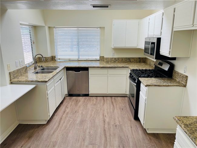 25020 Jutland Dr, House other with 3 bedrooms, 3 bathrooms and 2 parking in Hemet CA | Image 21