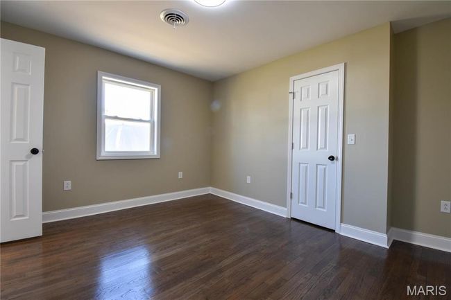 305 E Hauser St, House other with 4 bedrooms, 3 bathrooms and 2 parking in Litchfield IL | Image 18