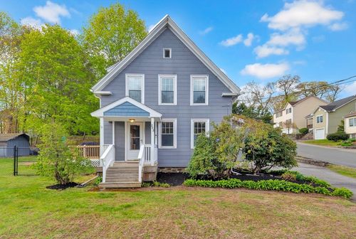 243 Nahant St, Wakefield, MA, 01880-3429 | Card Image
