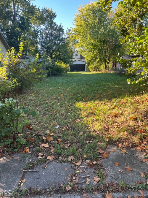 1621 Cruft St, Indianapolis, IN, 46203-5313 | Card Image