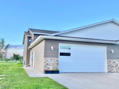 65 Cedar Drive, Mapleton, ND, 58059 | Card Image