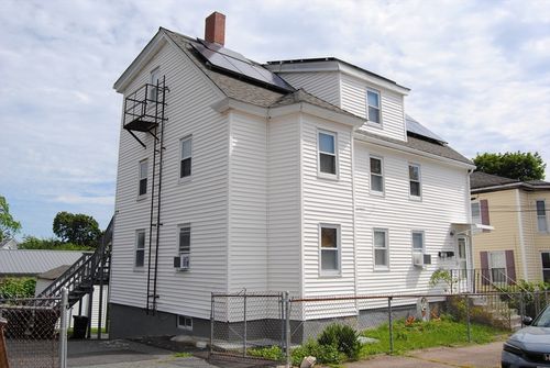 43 Huntington St, Brockton, MA, 02301-2712 | Card Image
