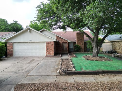 4425 Campion Lane, Fort Worth, TX, 76137 | Card Image