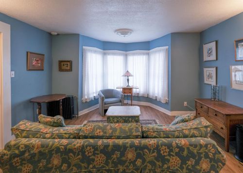 11 Pleasant St, Ludlow, VT, 05149-1246 | Card Image