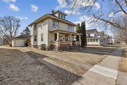 518 E 4th St, West Liberty, IA, 52776-1417 | Card Image