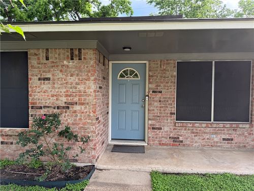 a-1813 Wilde Oak Cir, Bryan, TX, 77802-3433 | Card Image