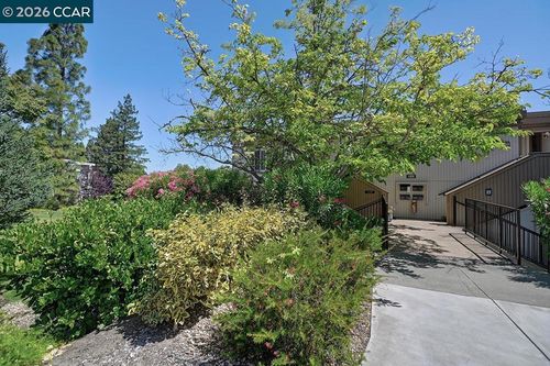 1-1109 Canyonwood Ct, Walnut Creek, CA, 94595-3636 | Card Image