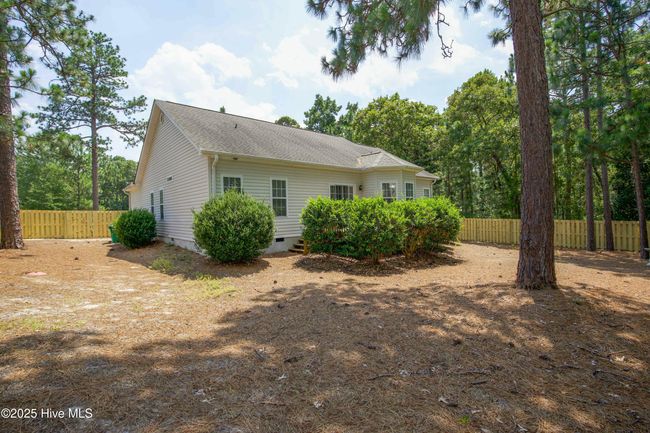 1830 Longleaf Dr E, House other with 4 bedrooms, 3 bathrooms and 2 parking in Pinehurst NC | Image 12