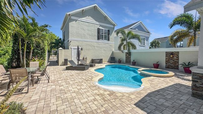 1506 Euston Dr, House other with 5 bedrooms, 4 bathrooms and null parking in REUNION FL | Image 4
