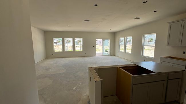 Kitchen | Image 17