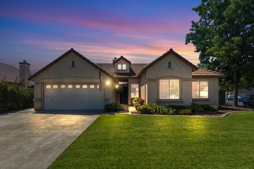 1757 Homestead Way, Lemoore, CA, 93245 | Card Image