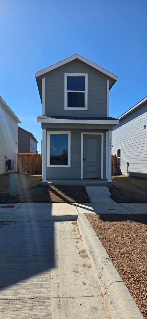 1023 Bishop Creek Dr, Princeton, TX, 75407-3678 | Card Image