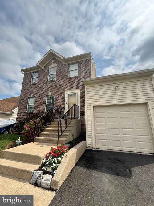 1942 Colonial Dr, Croydon, PA, 19021-5610 | Card Image