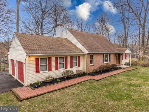 121 Snyder Rd, POTTSTOWN, PA, 19464-1538 | Card Image