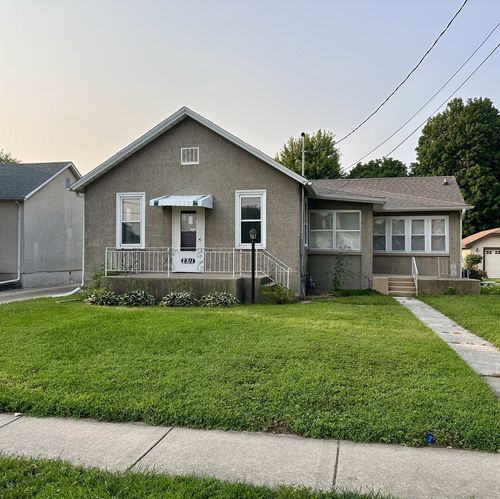 2311 7th St, Peru, IL, 61354-2543 | Card Image