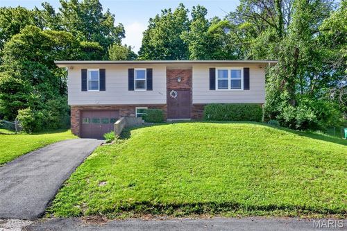 1948 Westbourne Way, Fenton, MO, 63026-5432 | Card Image