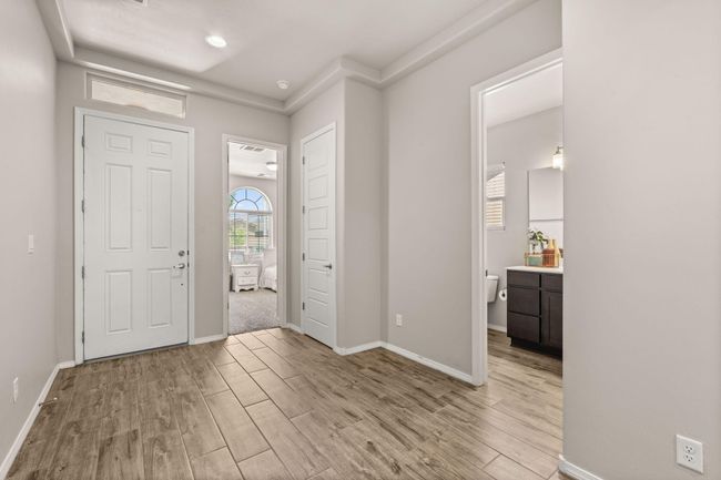 4288 Crowned Eagle Loop Ne, House other with 5 bedrooms, 3 bathrooms and null parking in Rio Rancho NM | Image 6