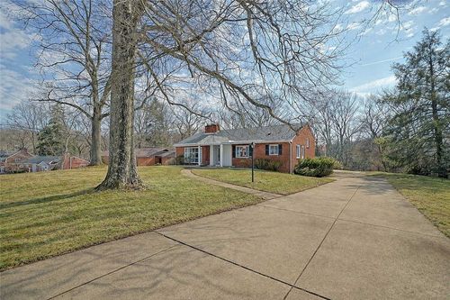 3506 Ridgewood Dr, Pittsburgh, PA, 15235-5230 | Card Image