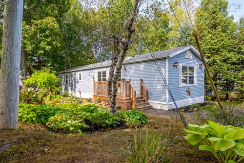 31 Pinecrest Dr, New Minas, NS, B4N4W5 | Card Image