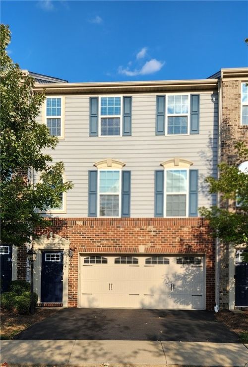 1304 Pointe View Dr, Mars, PA, 16046-8916 | Card Image