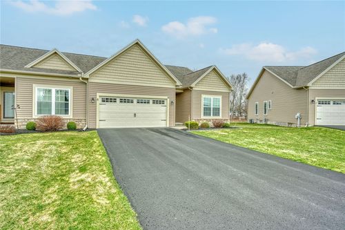 16 Harbour Oaks, Gates, NY, 14624 | Card Image