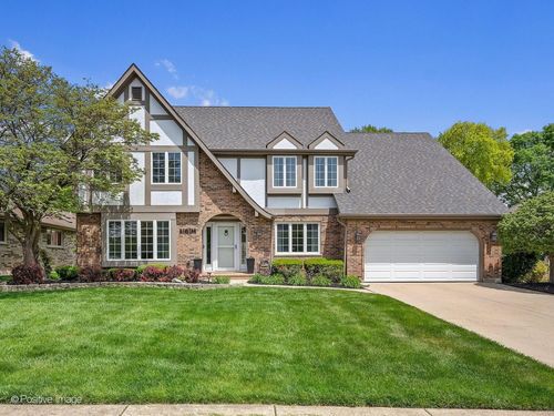 21W768 Mccarron Rd, Glen Ellyn, IL, 60137-7042 | Card Image