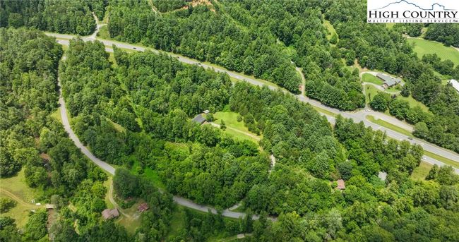 351 Colony Ln, House other with 3 bedrooms, 2 bathrooms and null parking in Purlear NC | Image 6