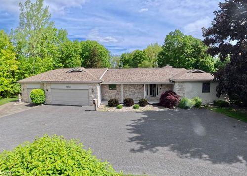 7432 River Rd, Flushing, MI, 48433-2219 | Card Image
