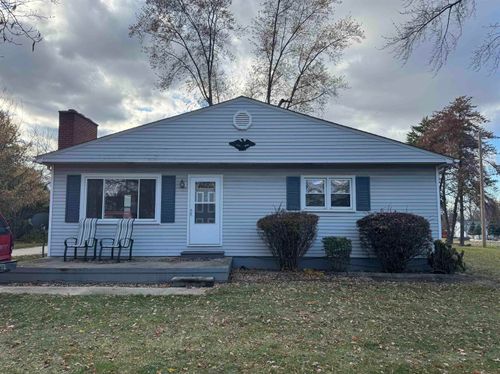 45531 North Ave, Macomb, MI, 48042-5235 | Card Image