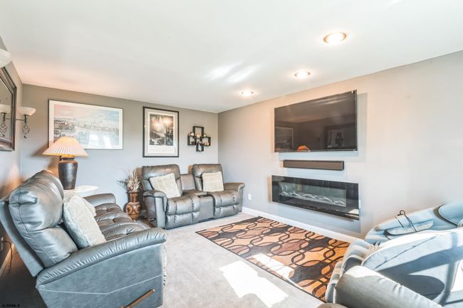 203 Lincoln Dr, House other with 4 bedrooms, 3 bathrooms and null parking in Brigantine NJ | Image 9