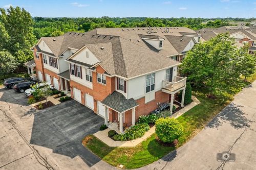 i-8808 Concord Ln, Justice, IL, 60458-2080 | Card Image