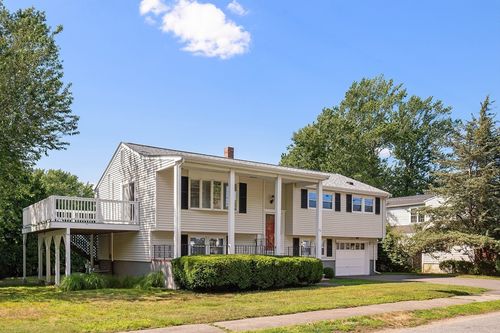 56 Winfield St, Norwood, MA, 02062-4935 | Card Image