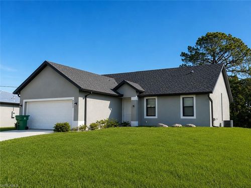8033 Melody Cir, LABELLE, FL, 33935-5688 | Card Image