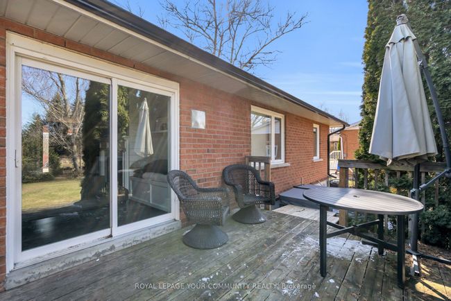 318 Duclos Point Rd, House other with 5 bedrooms, 3 bathrooms and 4 parking in Pefferlaw ON | Image 44
