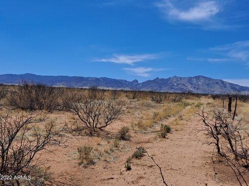 6-1 E Pearce Rd, Pearce, AZ, 85625-6273 | Card Image
