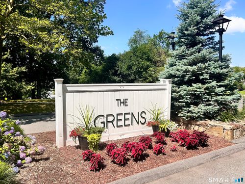 105-105 Peddlars Dr, Branford, CT, 06405-5822 | Card Image