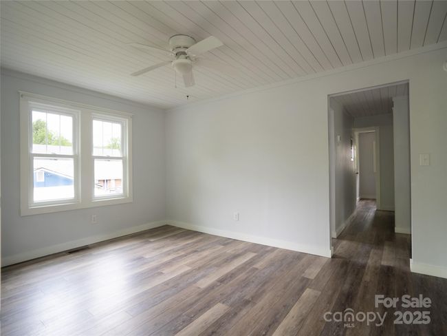 250 Oakdale St, House other with 2 bedrooms, 1 bathrooms and null parking in Brevard NC | Image 4