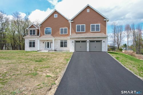 59 J Ryan Way, Watertown, CT, 06795-3390 | Card Image