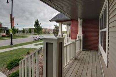 104 Sunvalley Rd, Home with 3 bedrooms, 3 bathrooms and 2 parking in Cochrane AB | Image 3