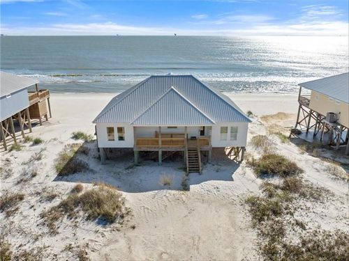 2505 Bienville Blvd, Dauphin Island, AL, 36528-4223 | Card Image