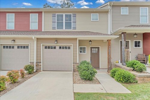 1163 Commonwealth Cir, Forest, VA, 24551-2546 | Card Image