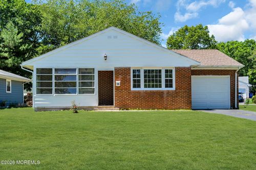 56 Bellflower Ct, Toms River, NJ, 08755-4005 | Card Image