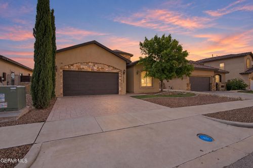 13082 Cozy Cove Ave, El Paso, TX, 79938-3200 | Card Image