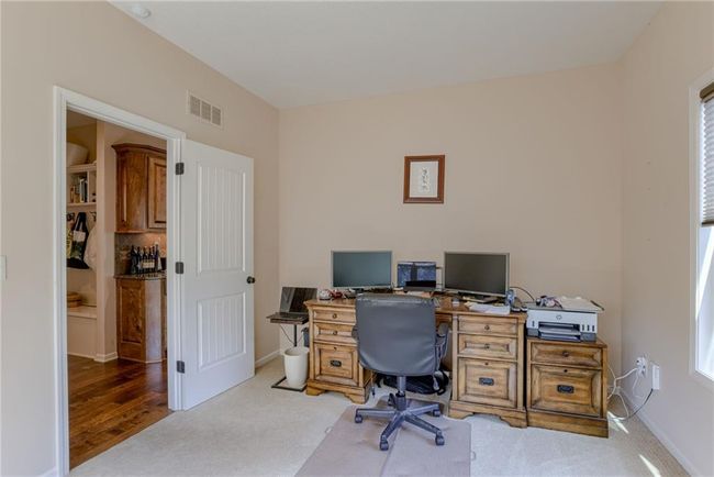 Carpeted home office space | Image 4