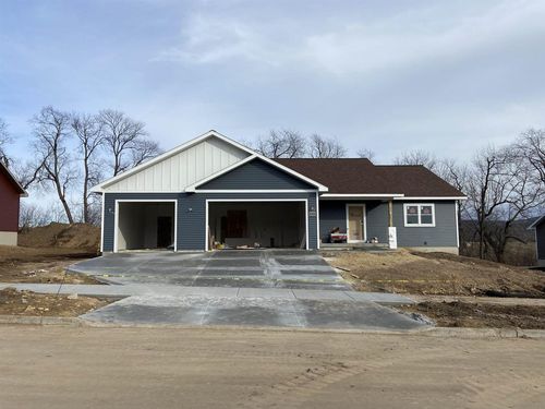 322 Roosevelt Street Street, BARABOO, WI, 53913 | Card Image