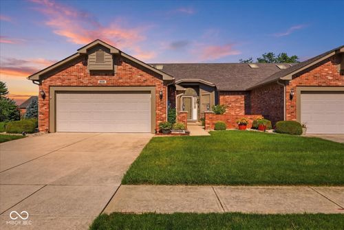 2609 Berwick Dr, Shelbyville, IN, 46176-3308 | Card Image