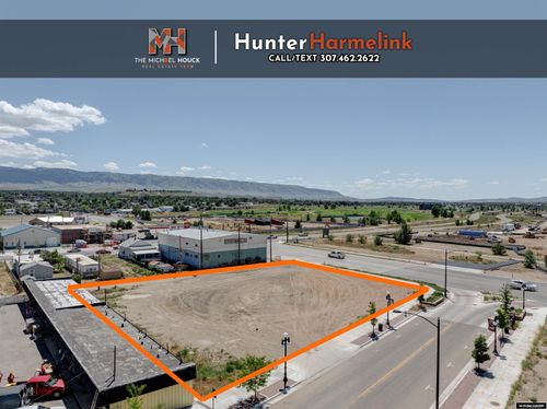 935 W Yellowstone Hwy, Casper, WY, 82601-1735 | Card Image