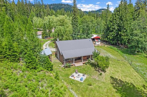 421 Pickett Rd, Ione, WA, 99139 | Card Image